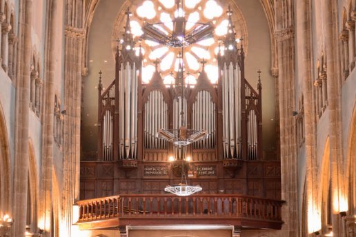 órgano de la iglesia de Saint-André de Bayona