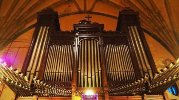 órgano Roqués de la parroquia de Lesaka/Lesaca